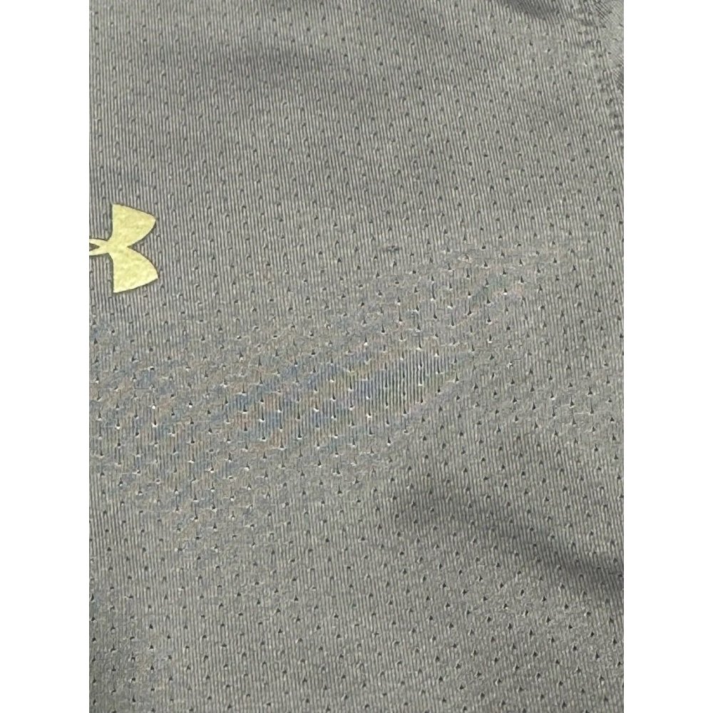 Under‎ Armour HeatGear Armour T 1285640 Women's Large Athletic Sports Athleisure - Picture 6 of 6